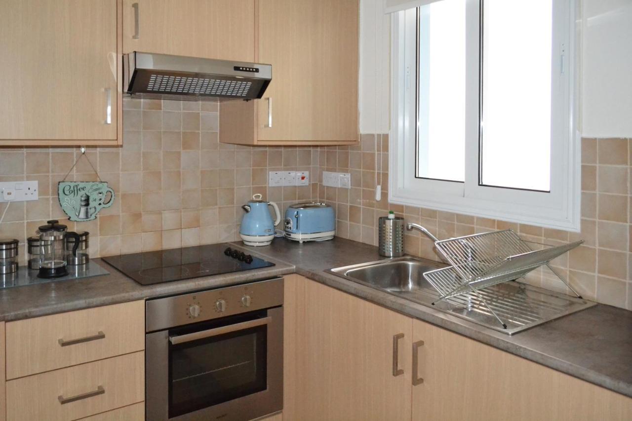 Sweet Retreat Appartement Paralimni Buitenkant foto